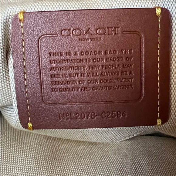 Coach Bea Tote-EUC - Picture 5 of 15